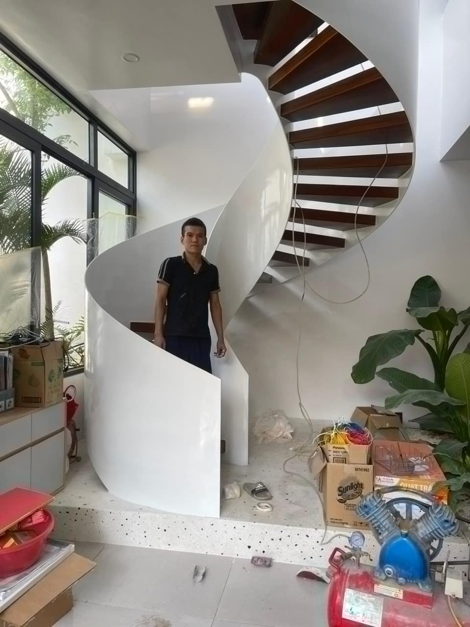 Cầu thang xương xoáy ốc 24 trong catalog cầu thang xoáy ốc của Cầu Thang Đẹp Miền Bắc