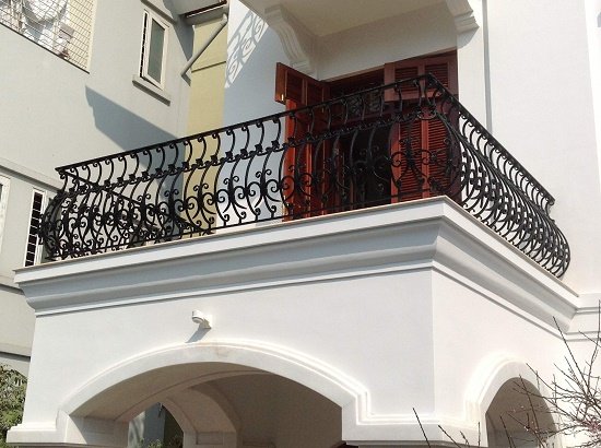 Lan can sắt 05 trong catalog lan can sắt nghệ thuật của Cầu Thang Đẹp Miền Bắc