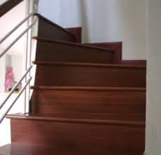 Bậc gỗ 09 trong catalog bậc gỗ của Cầu Thang Đẹp Miền Bắc